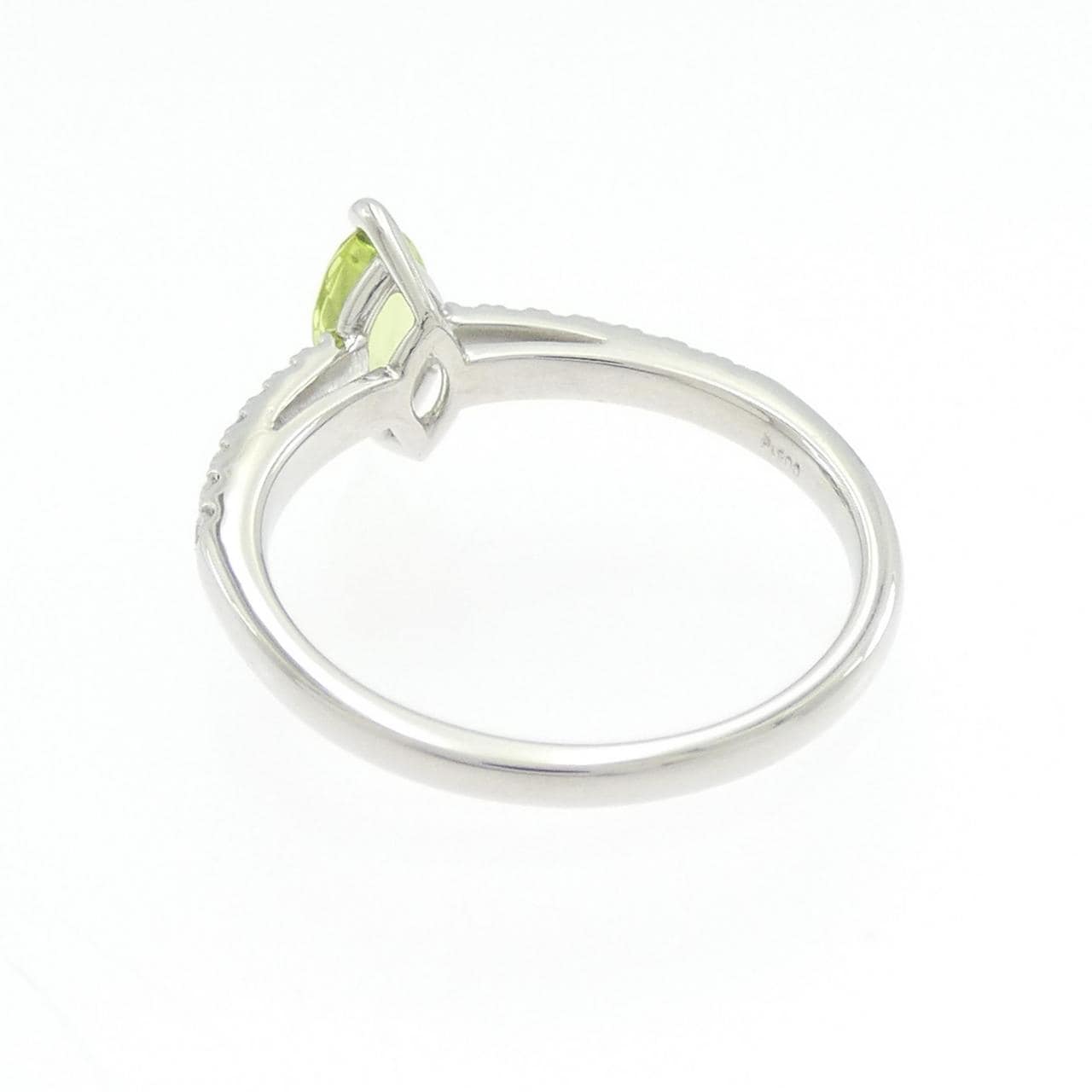 PT900 ペリドット リング 0.58CT