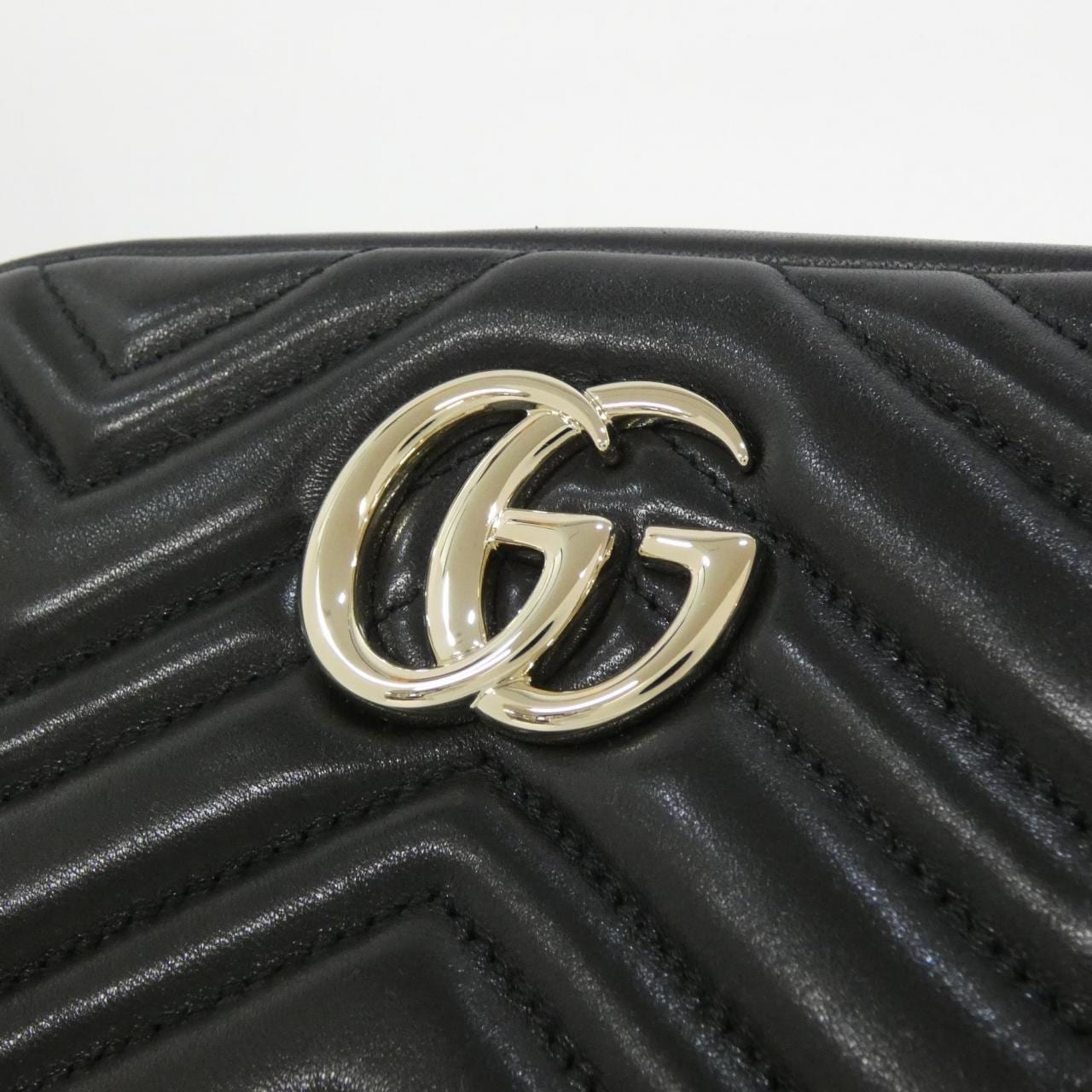 【新品】グッチ GG MARMONT 855273 AAFXD ショルダーバッグ