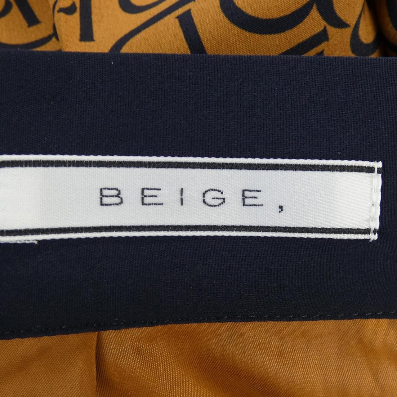 ベイジュ BEIGE. スカート