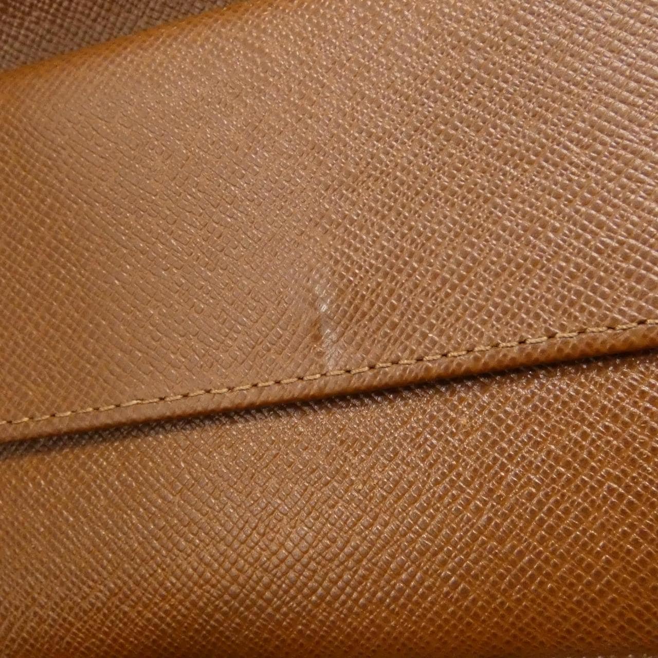 ルイヴィトン モノグラム ポルト トレゾール インターナショナル M61215 財布