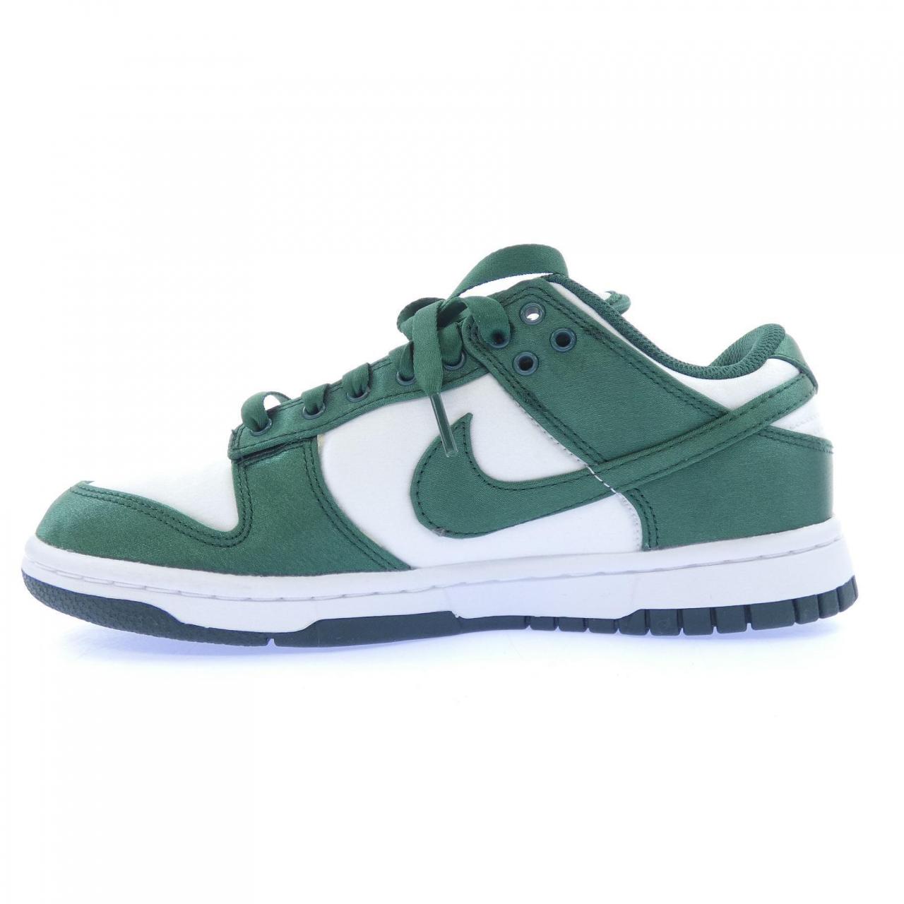 ナイキ NIKE DX5931-100 スニーカー