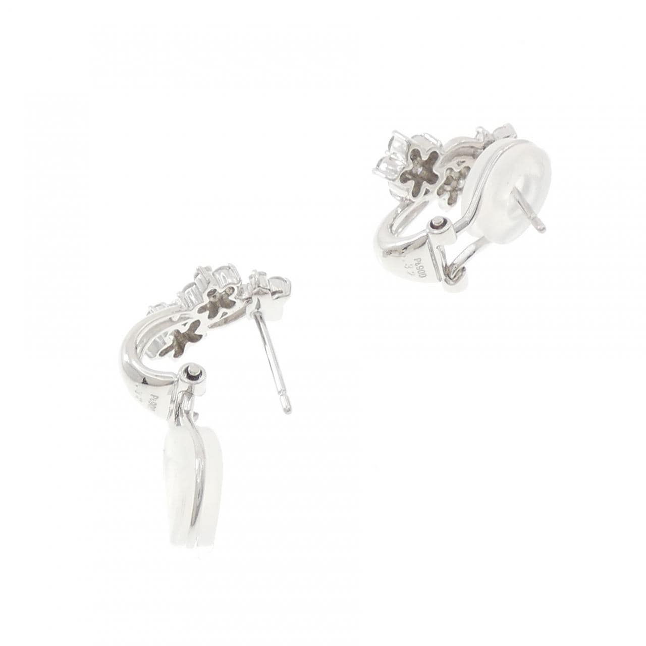 PT900 フラワー ダイヤモンド ピアス 0.64CT