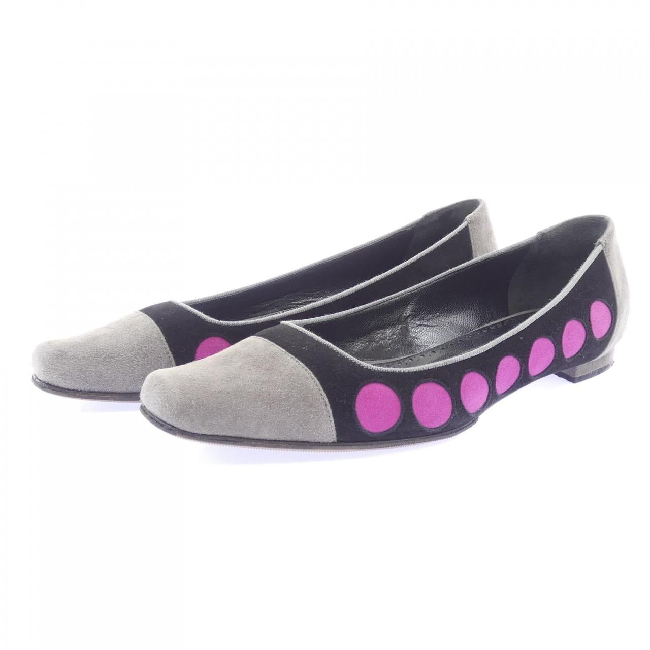 マノロブラニク MANOLO BLAHNIK フラットシューズ