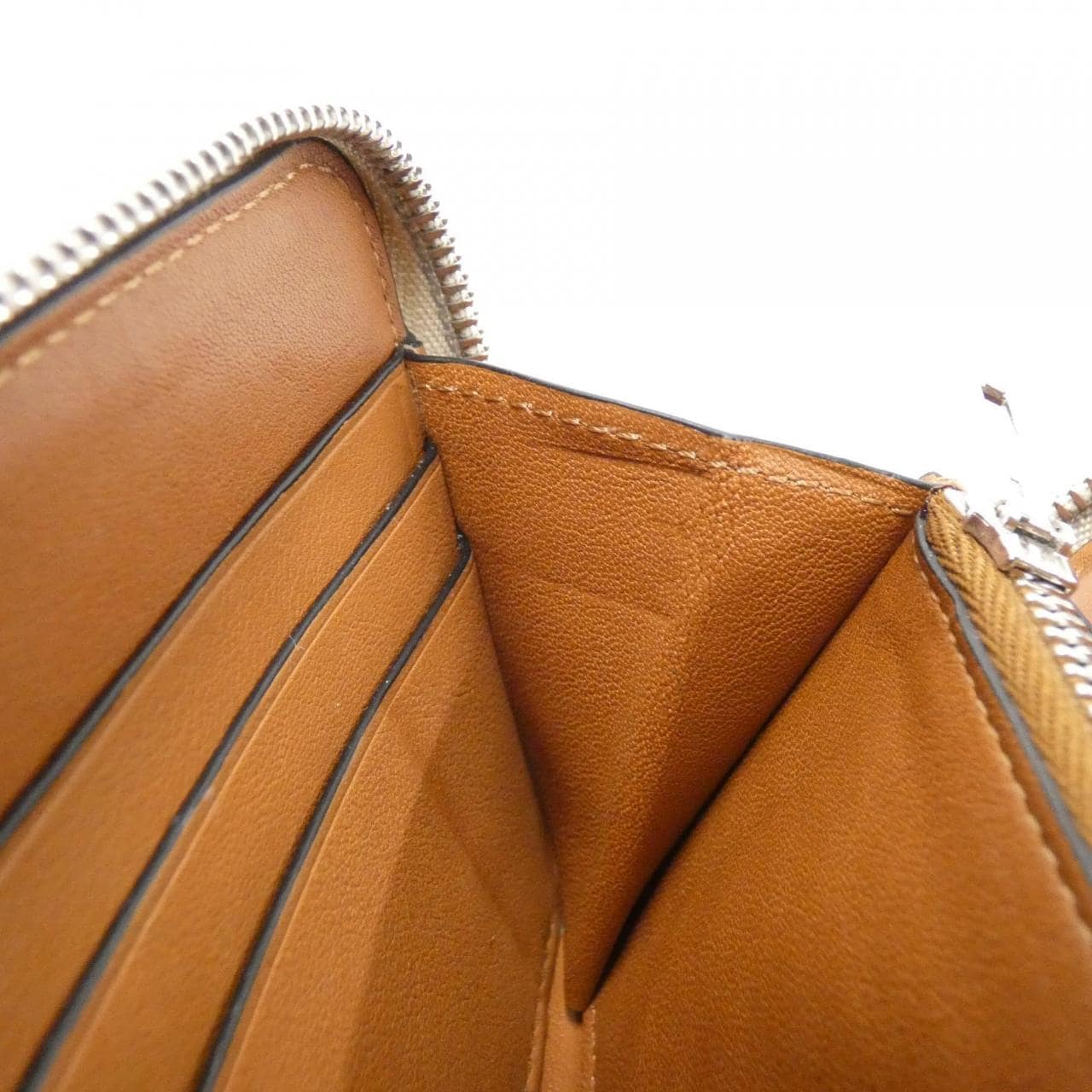 Loewe C500T12X03 Wallet