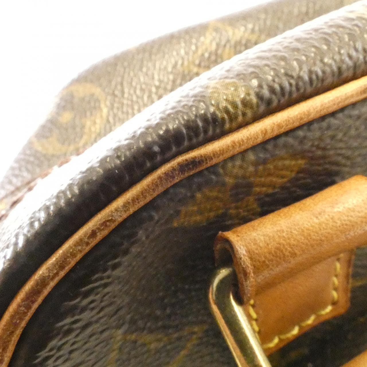 ルイヴィトン モノグラム エクサントリ シテ M51161 バッグ