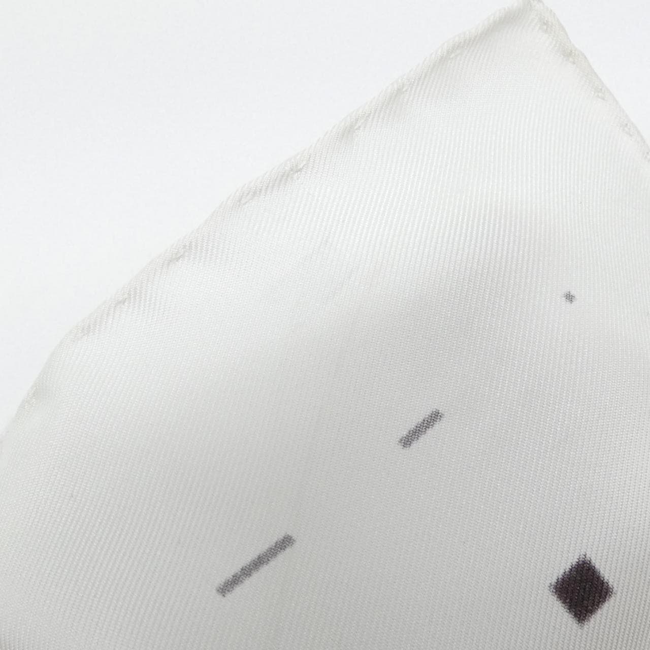 エルメス 24 FAUBOURG SECONDE カレ スカーフ