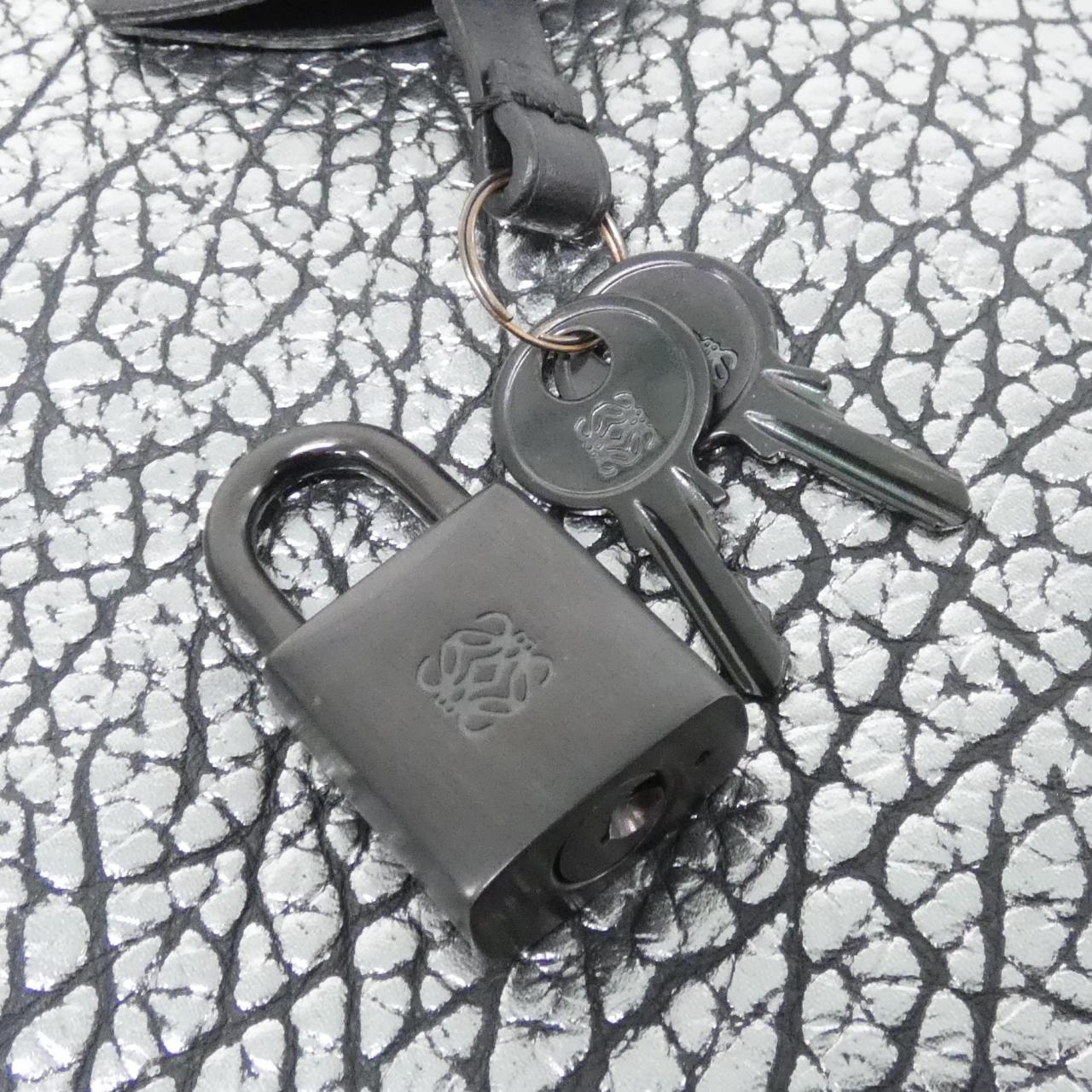 ロエベ アマソナ 36cm 352 06 A22 バッグ