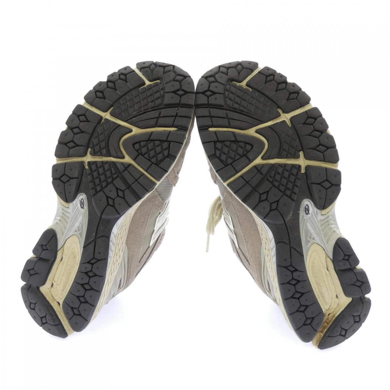 ニューバランス NEW BALANCE M1906RL スニーカー