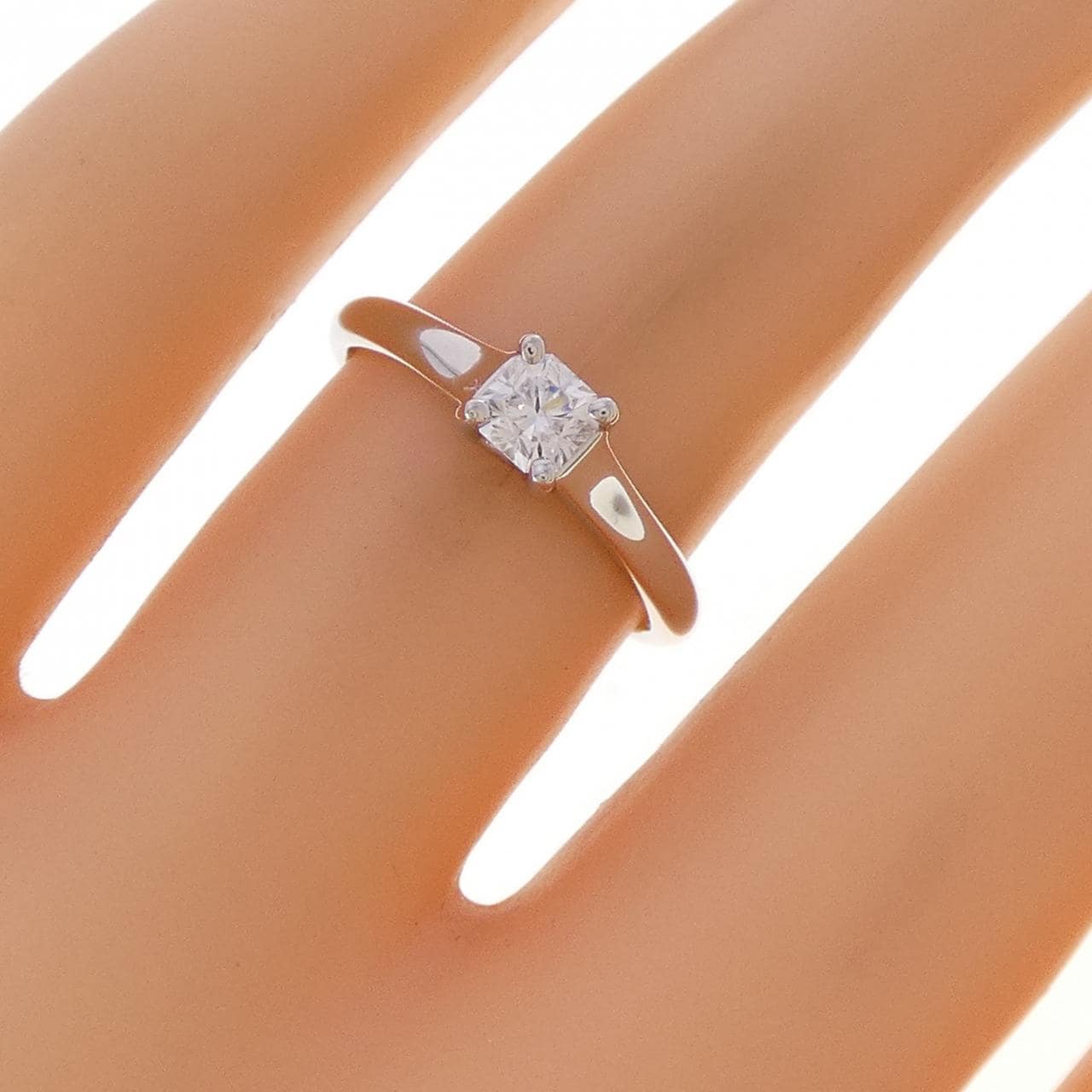 ティファニー ルシダ リング 0.26CT