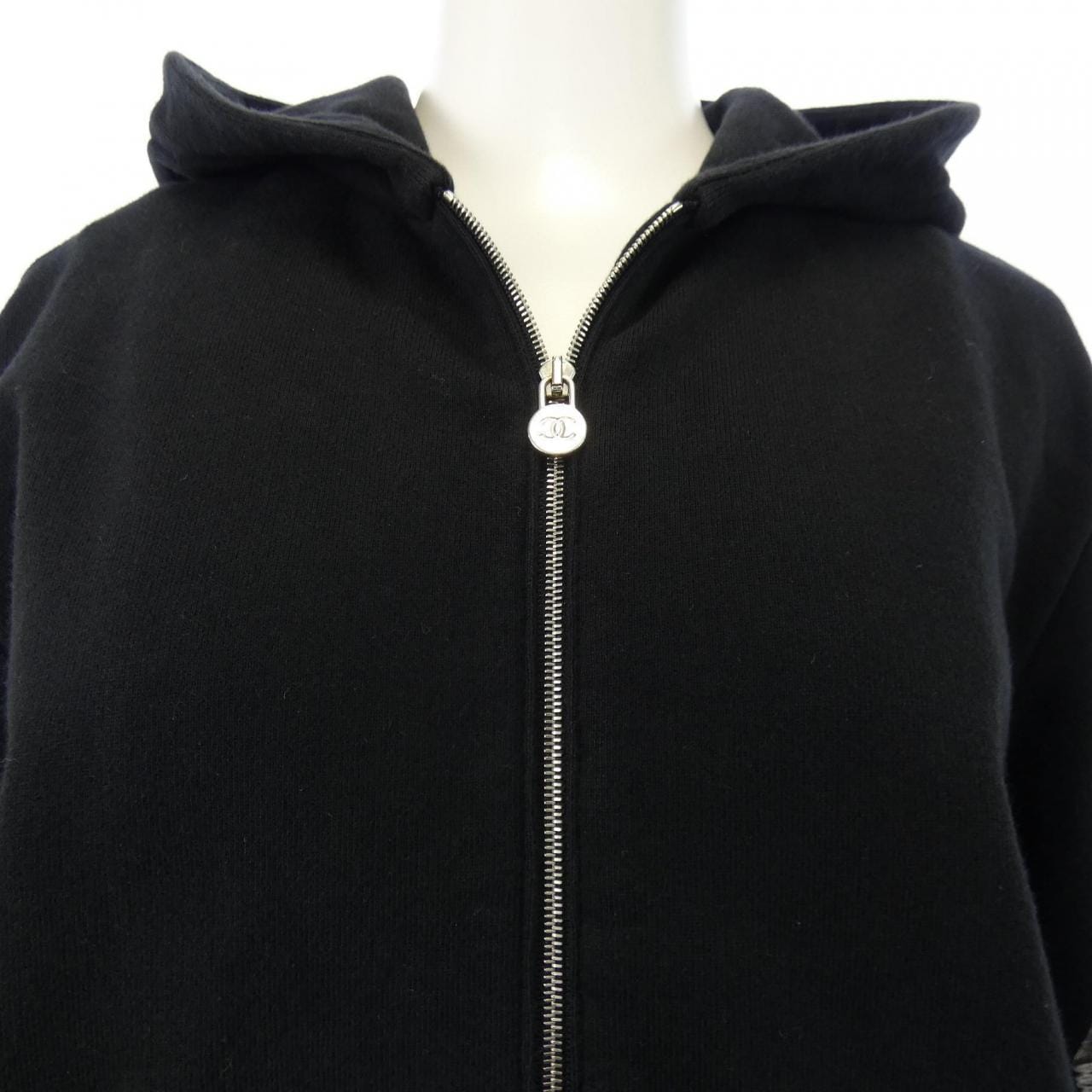 シャネル CHANEL 宇宙飛行士 P57464K07601 17K パーカー
