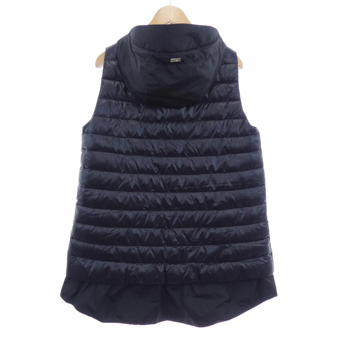 ヘルノ Herno PI1248D ダウンベスト