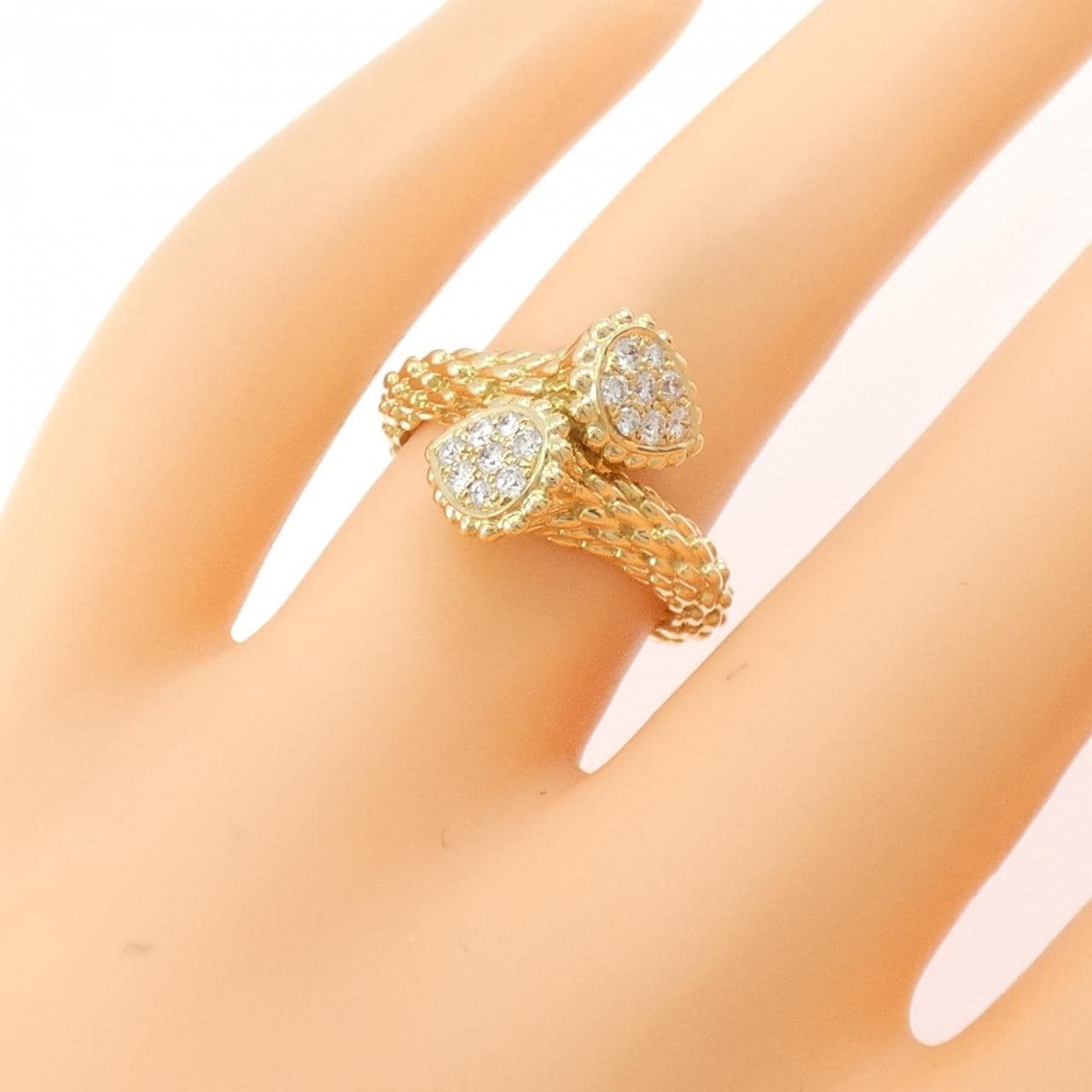 ブシュロン セルパンボエム リング