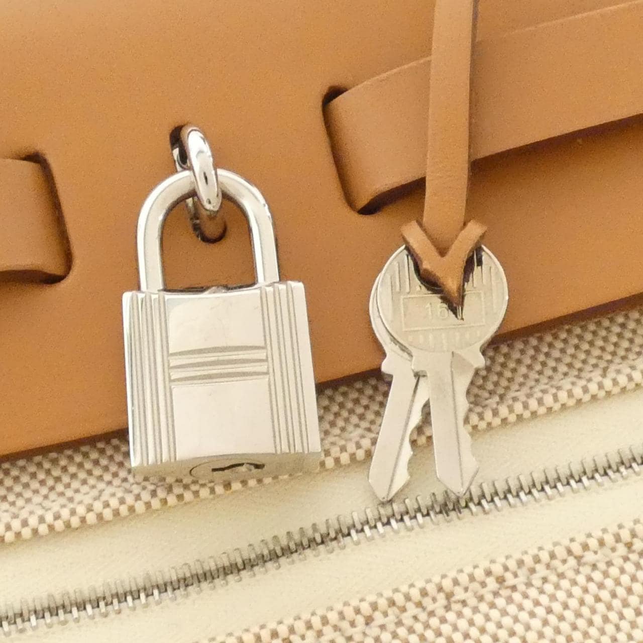 エルメス エールバッグ ジップ PM 079092CK バッグ