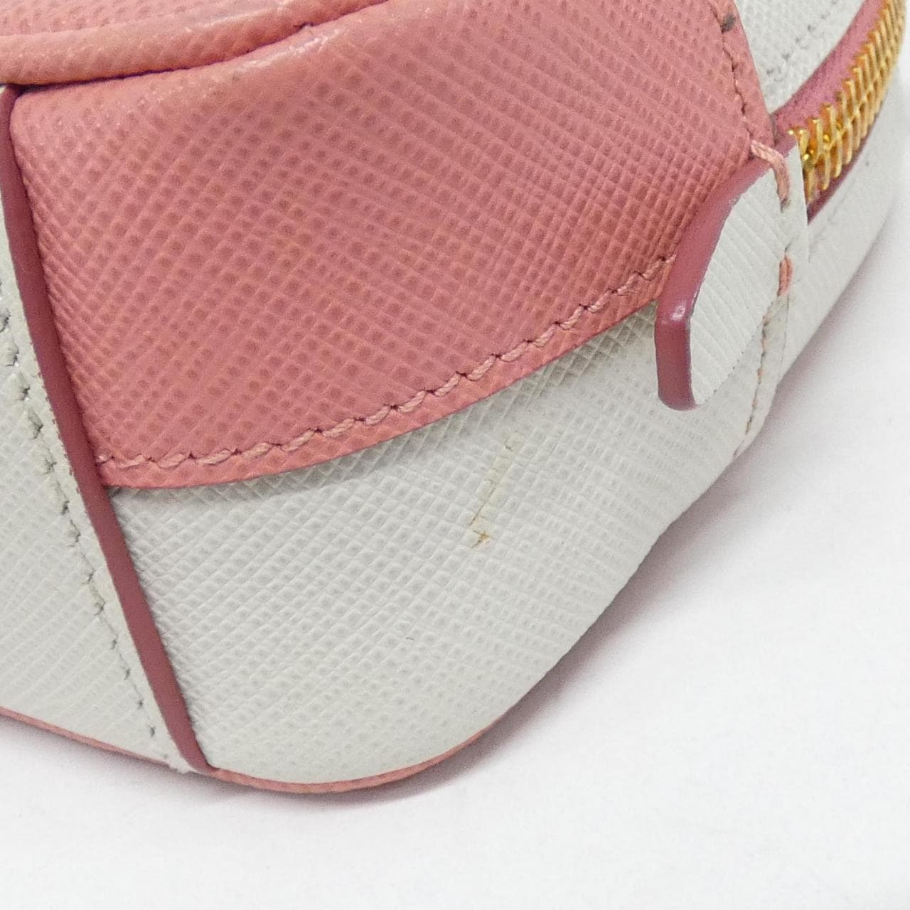 プラダ 1N1674 ショルダーバッグ