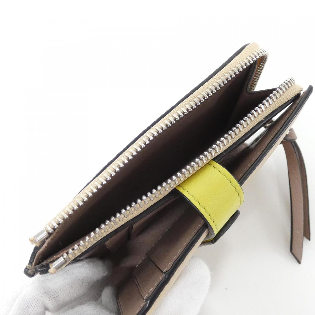 ロエベ C660P30X02 財布