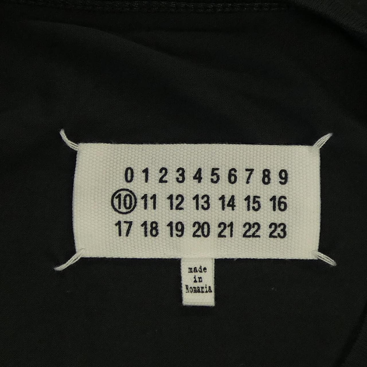 メゾンマルジェラ Maison Margiela ディストーテッドロゴTシャツ S30GC0701 Tシャツ