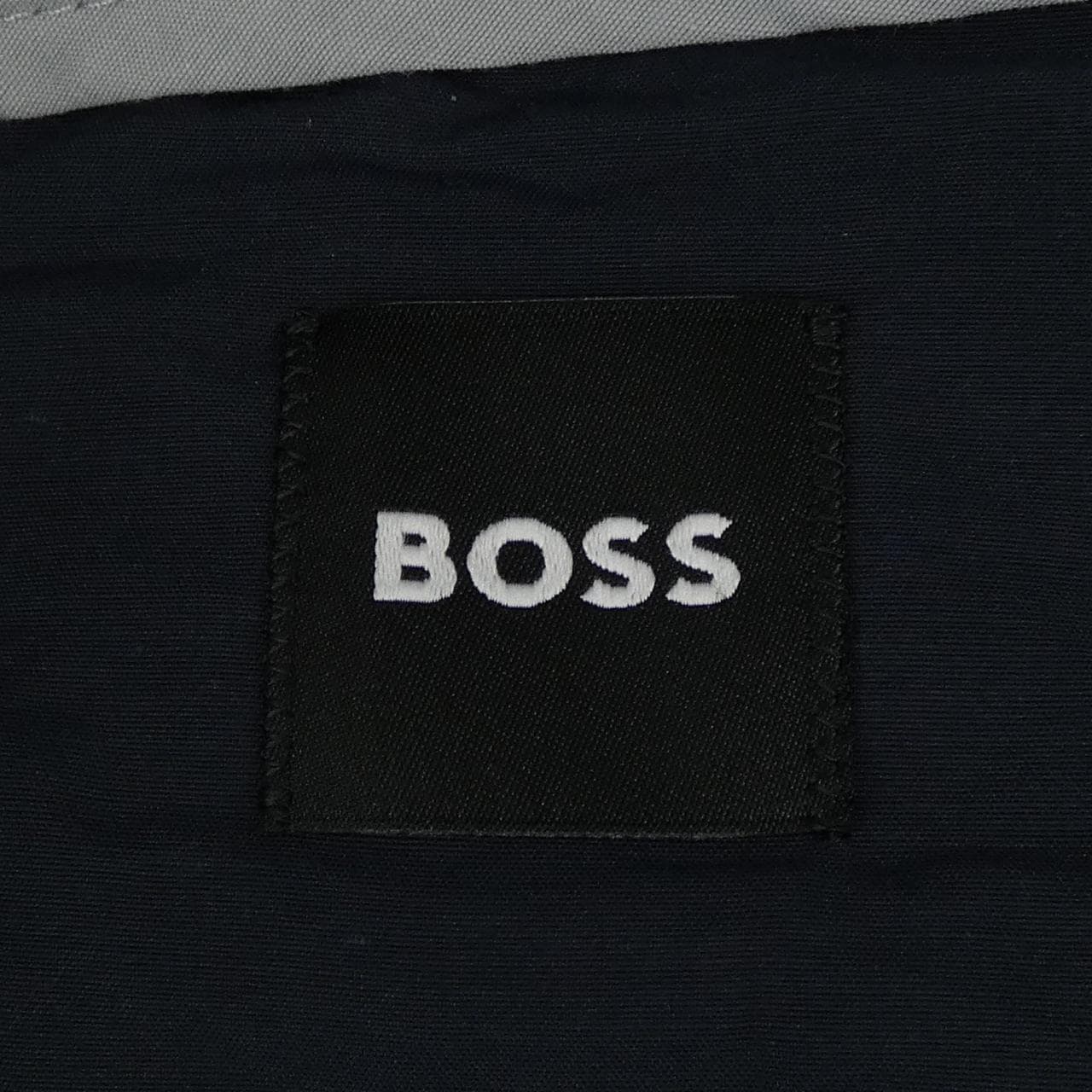 ボス BOSS ショートパンツ