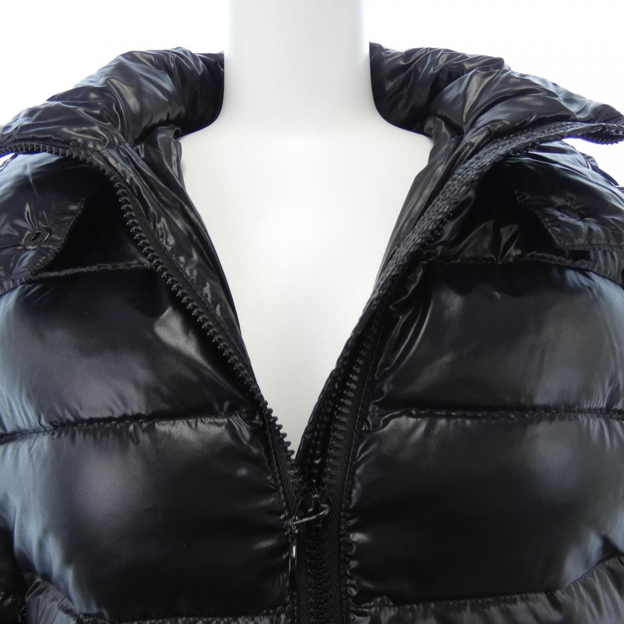 モンクレール MONCLER ダウンコート