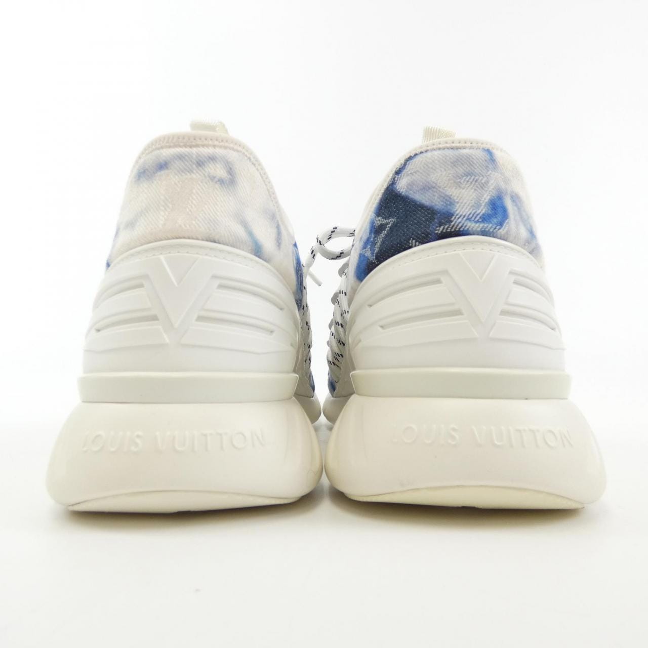 LOUIS LOUIS VUITTON sneakers