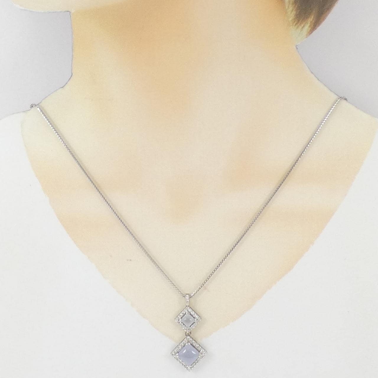 750WG カルセドニー ネックレス