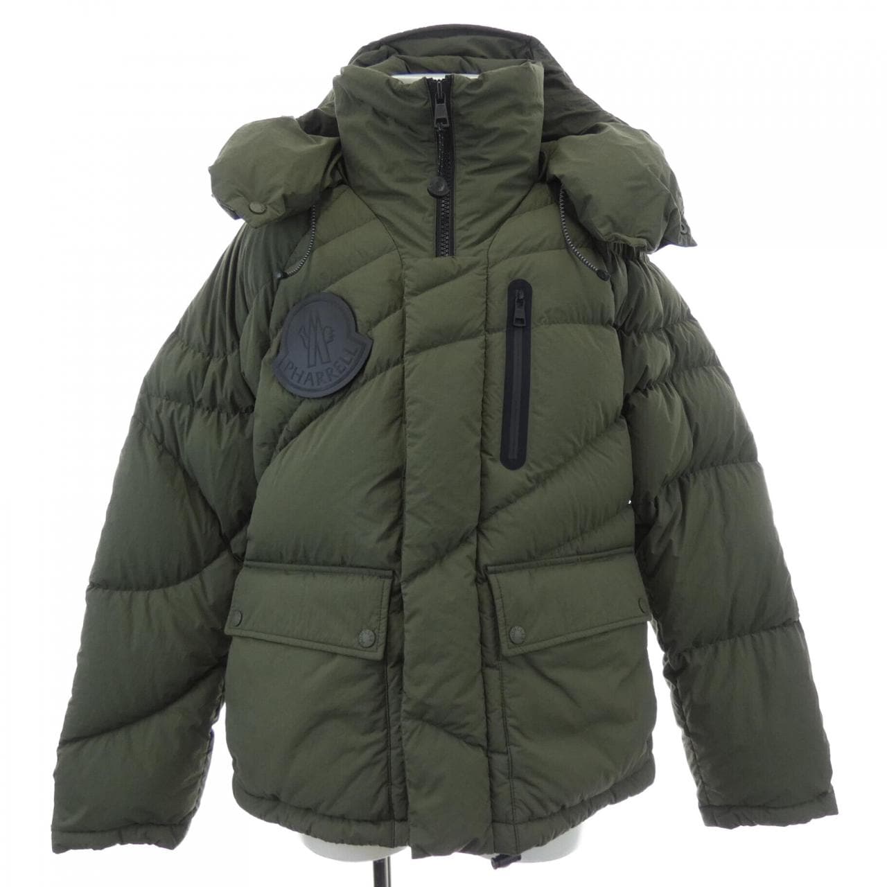 モンクレール ジーニアス MONCLER GENIUS PHARRELL WILLIAMS CHESTNUT ダウンジャケット