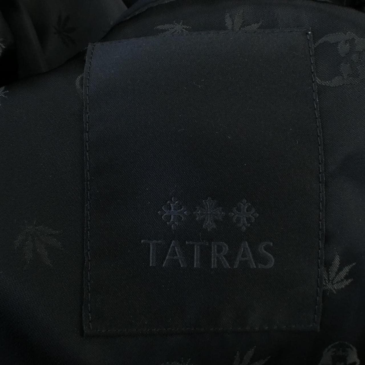 タトラス TATRAS ダウンジャケット