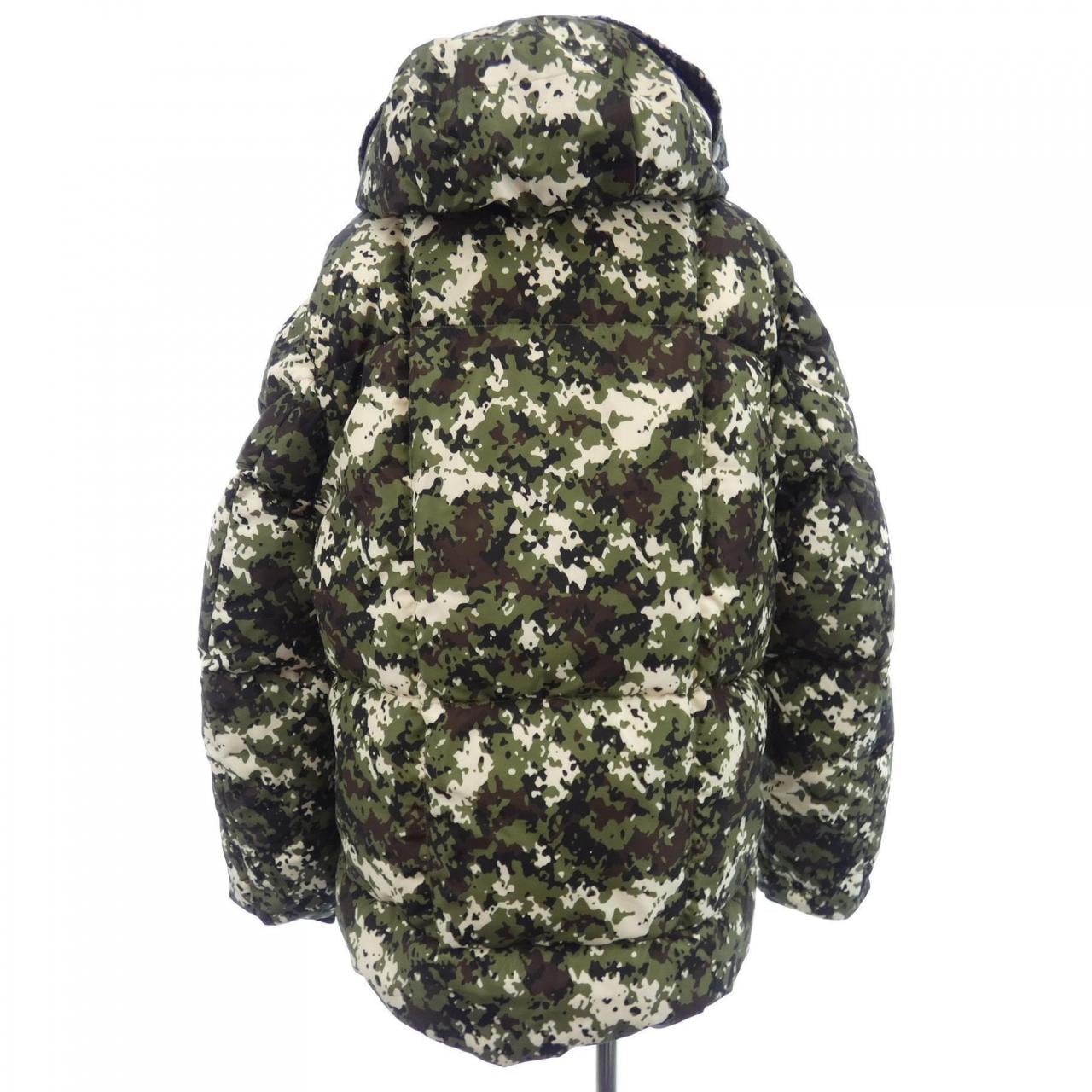 MONCLER蒙克勒羽绒服