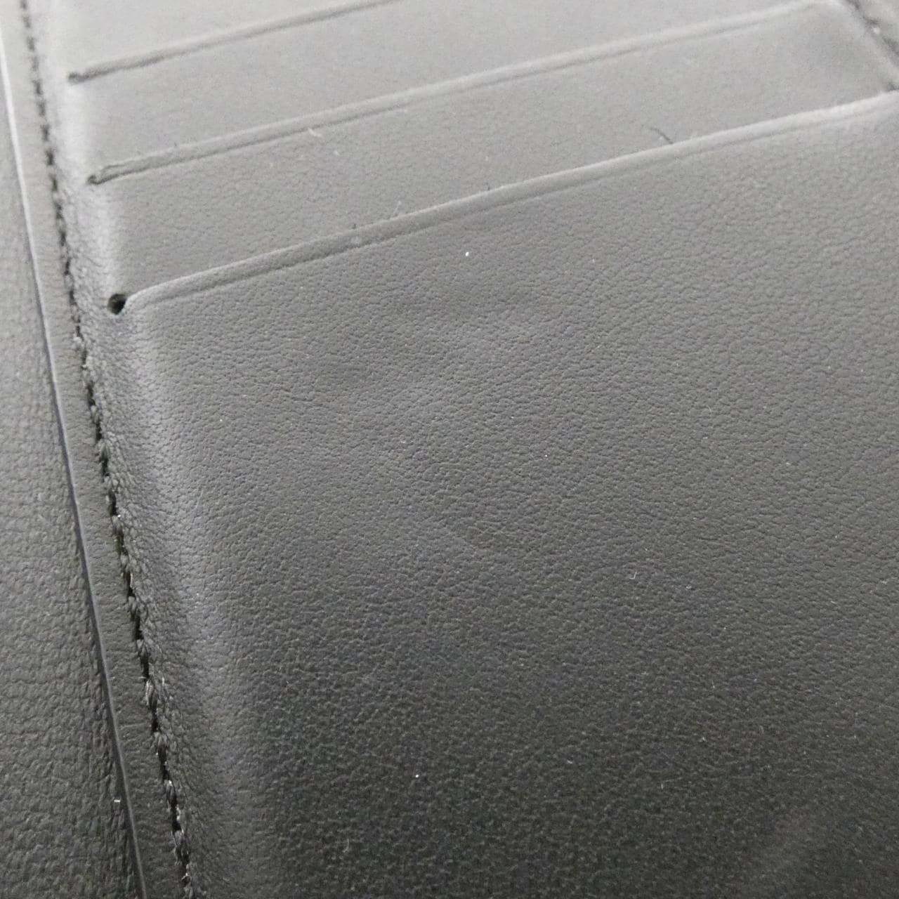 ルイヴィトン トリヨン ポルトフォイユ カプシーヌ コンパクト M82764 財布