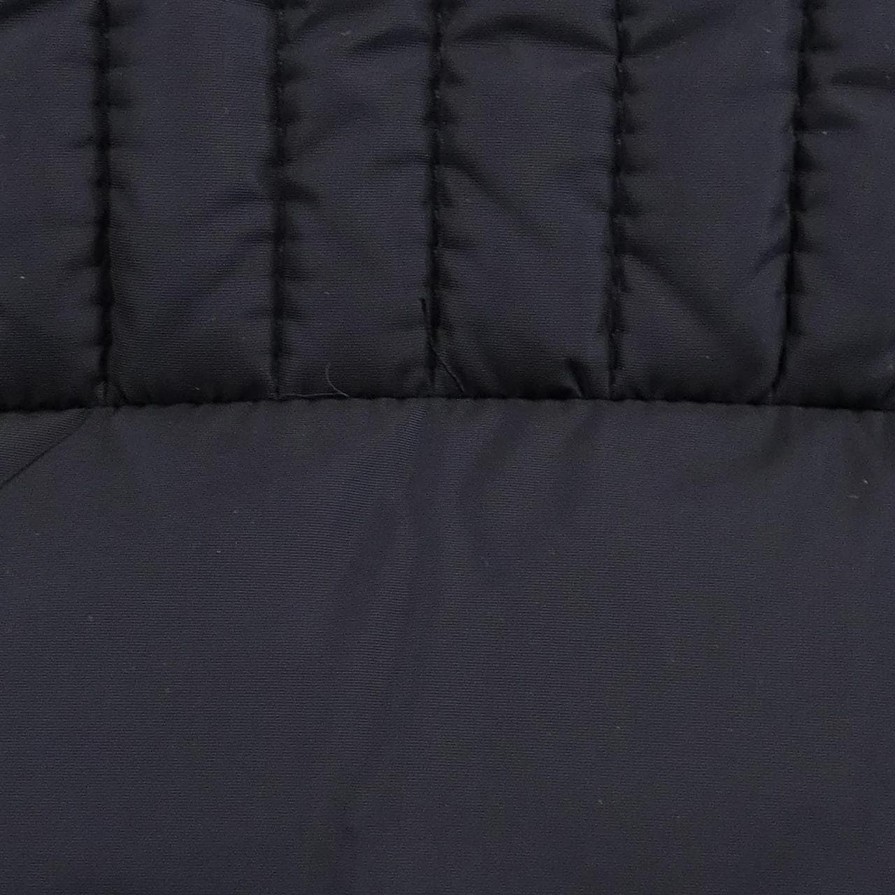 モンクレール MONCLER ダウンジャケット