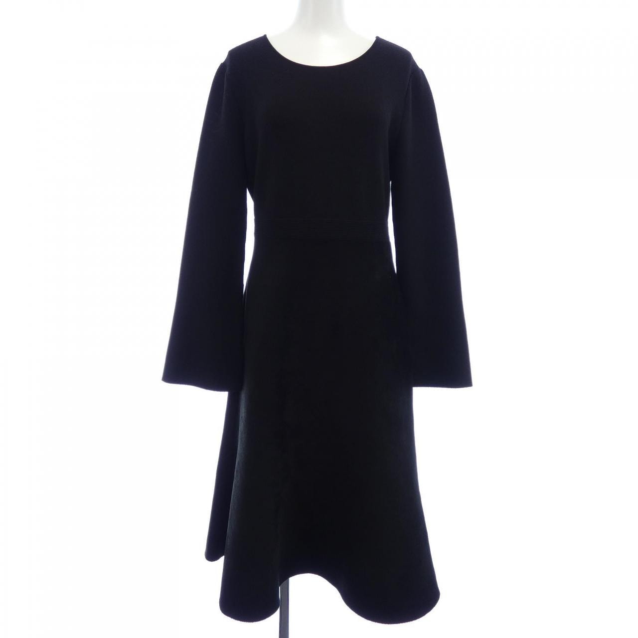 サルヴァトーレフェラガモ SALVATORE FERRAGAMO ワンピース