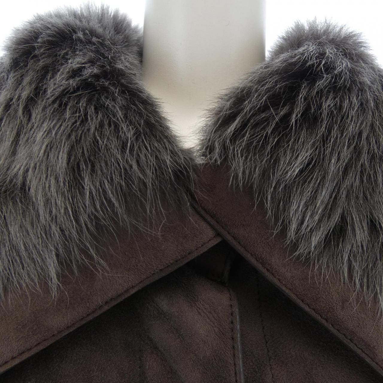 ロエベ LOEWE ムートンコート