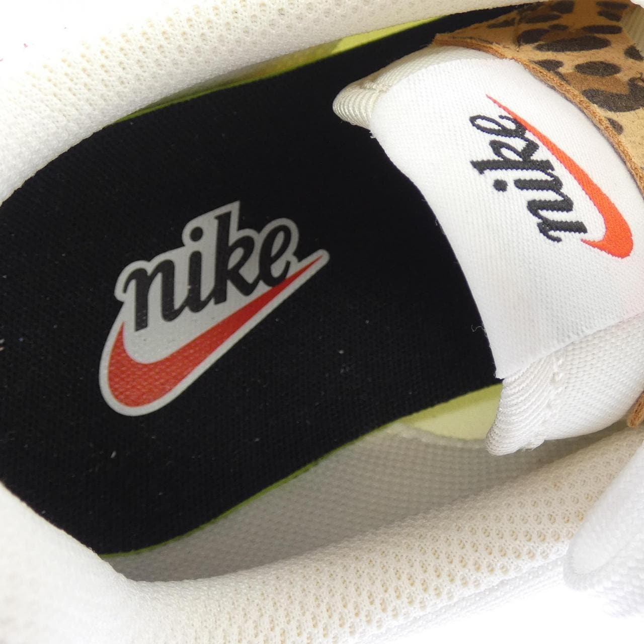 ナイキ NIKE DH5111-100 スニーカー