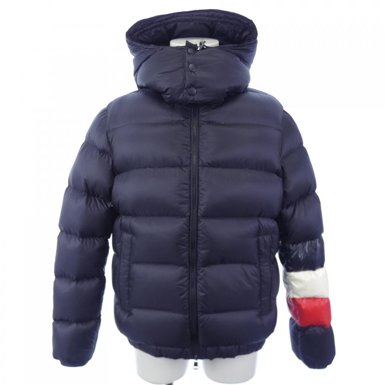 モンクレール MONCLER ダウンジャケット