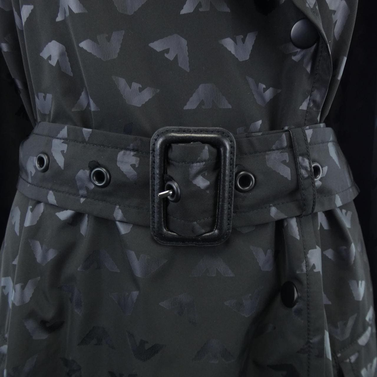 EMPORIO ARMANI安普里奥·阿玛尼法院