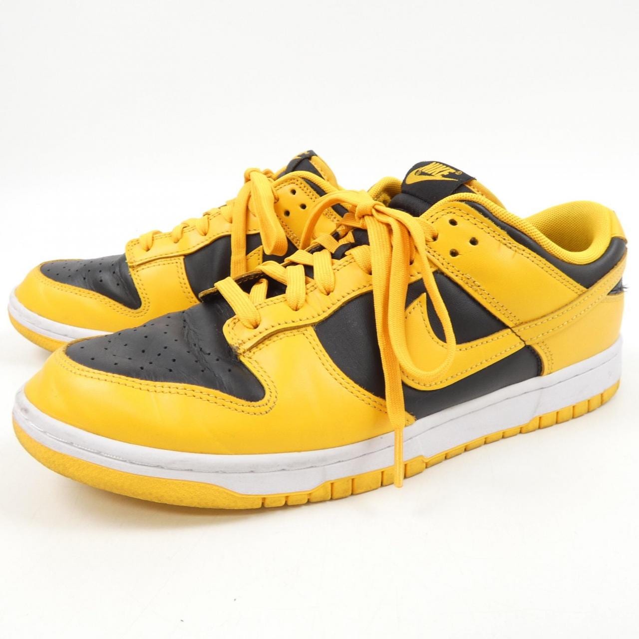 ナイキ NIKE スニーカー