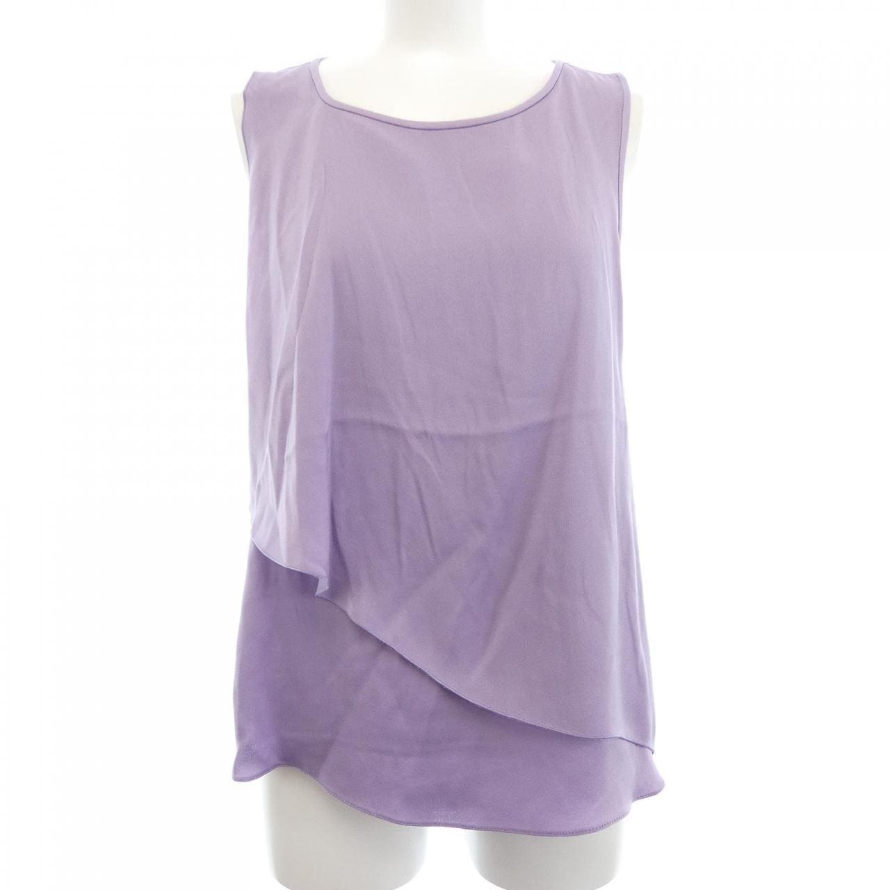 エンポリオアルマーニ EMPORIO ARMANI トップス