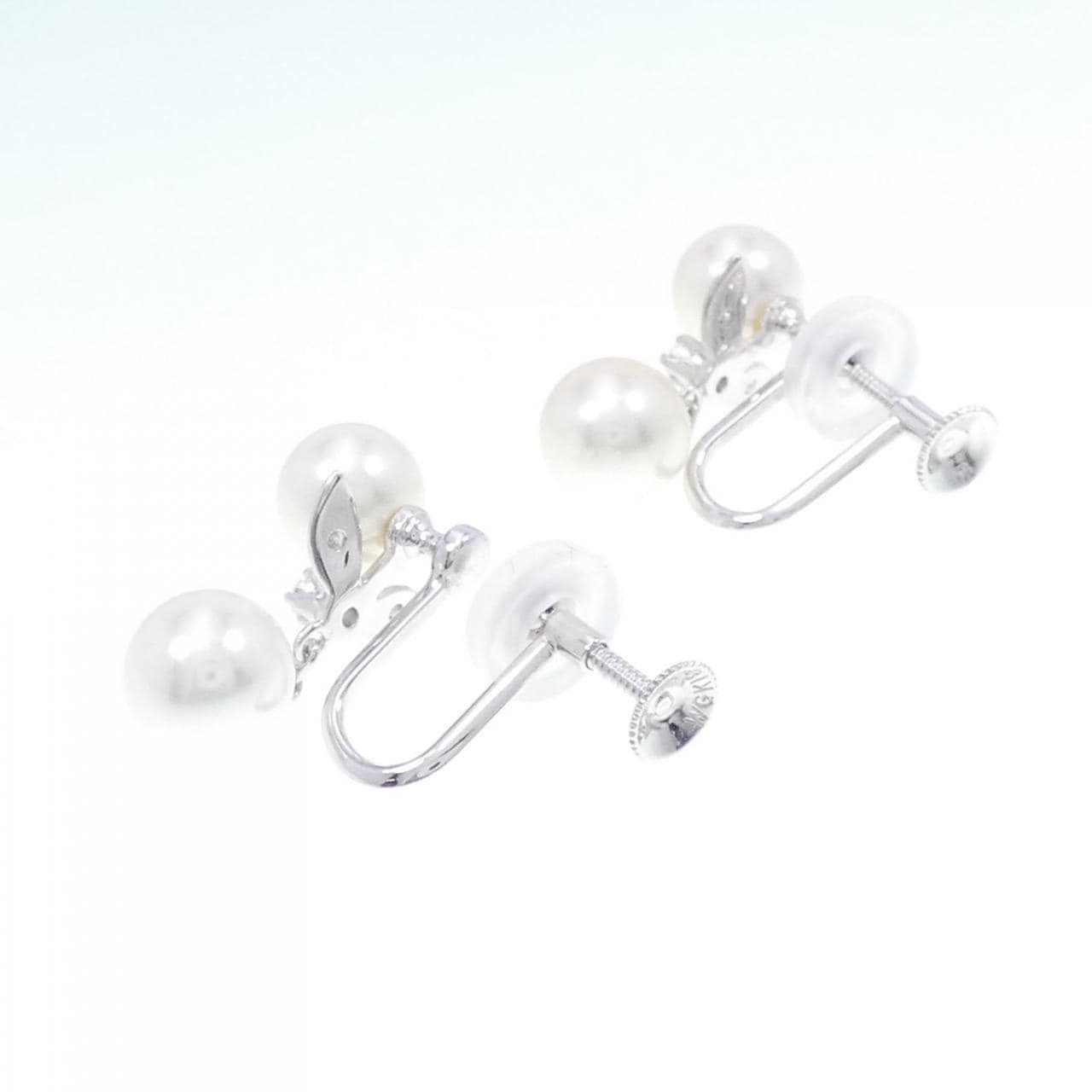 MIKIMOTO Akoya Pearl Earrings