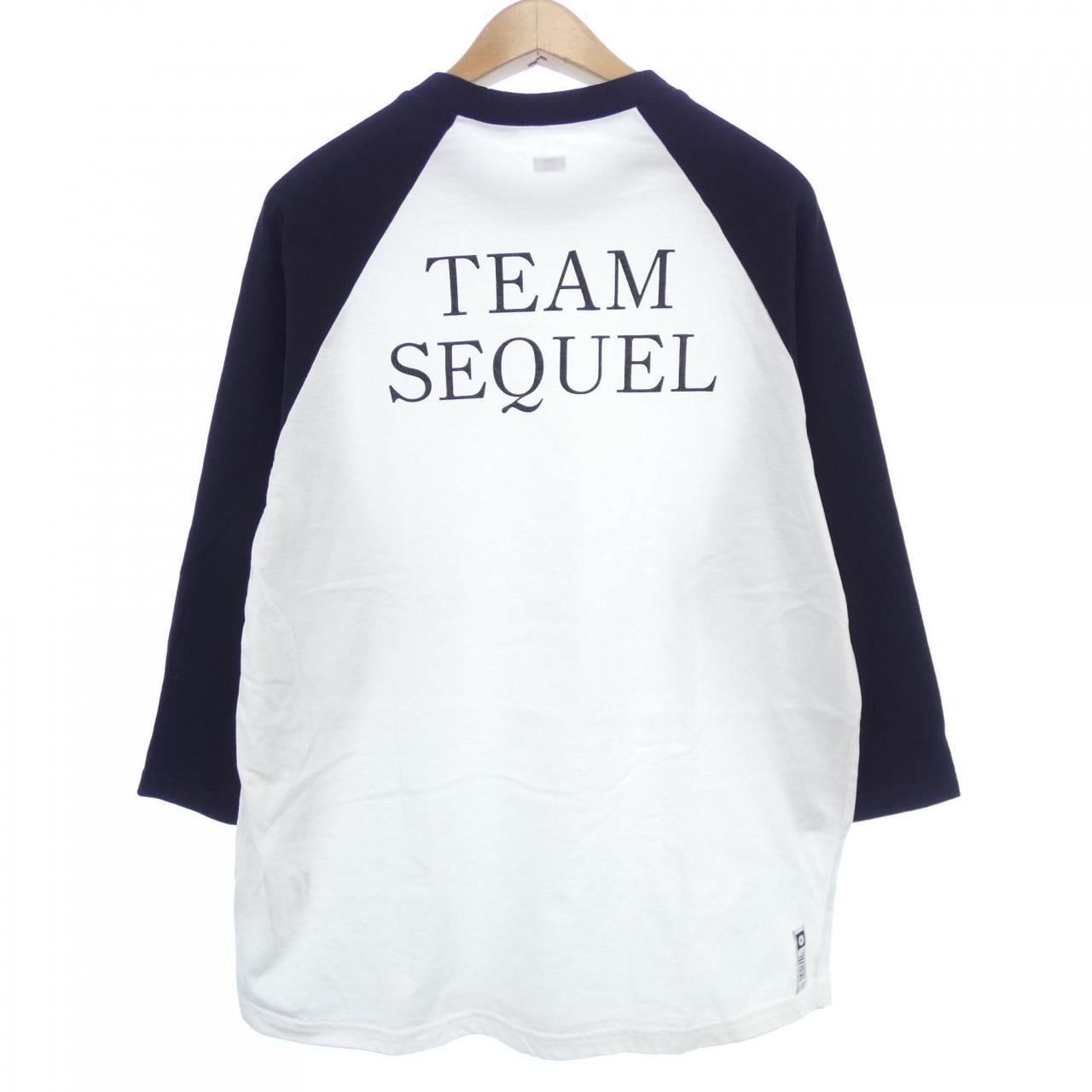シークエル SEQUEL Tシャツ