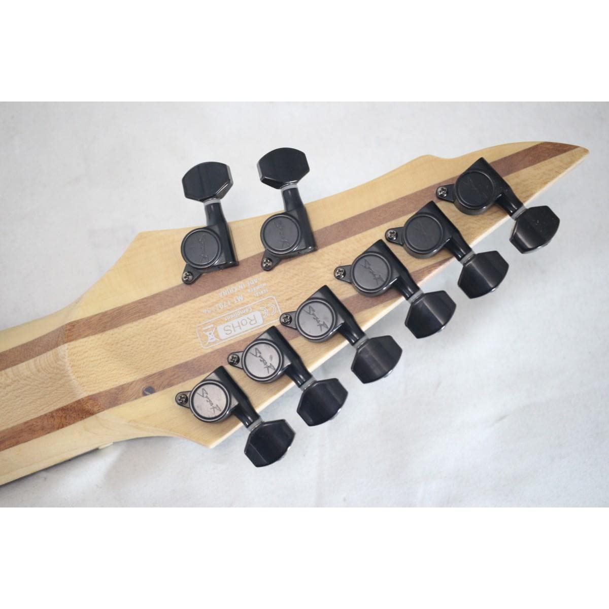 ＳＰＥＡＲ　ＧＬＡＤＩＵＳ　ＩＮＦＩＮＩＴＹ　ＥＩＧＨＴ