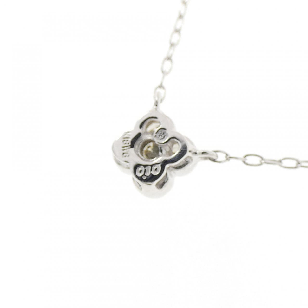 K18WG フラワー ダイヤモンド ネックレス 0.10CT