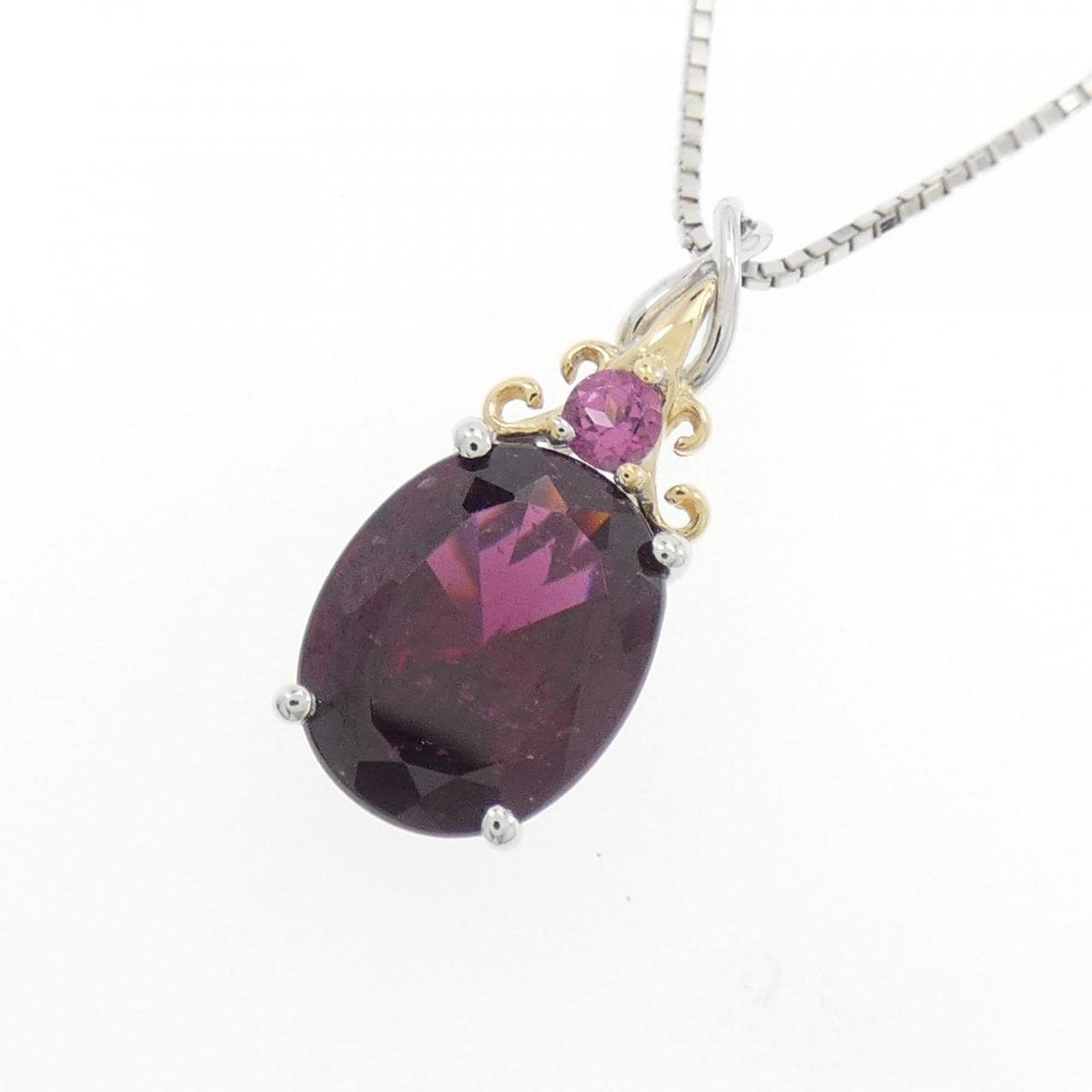 K18WG/K18YG Garnet Necklace