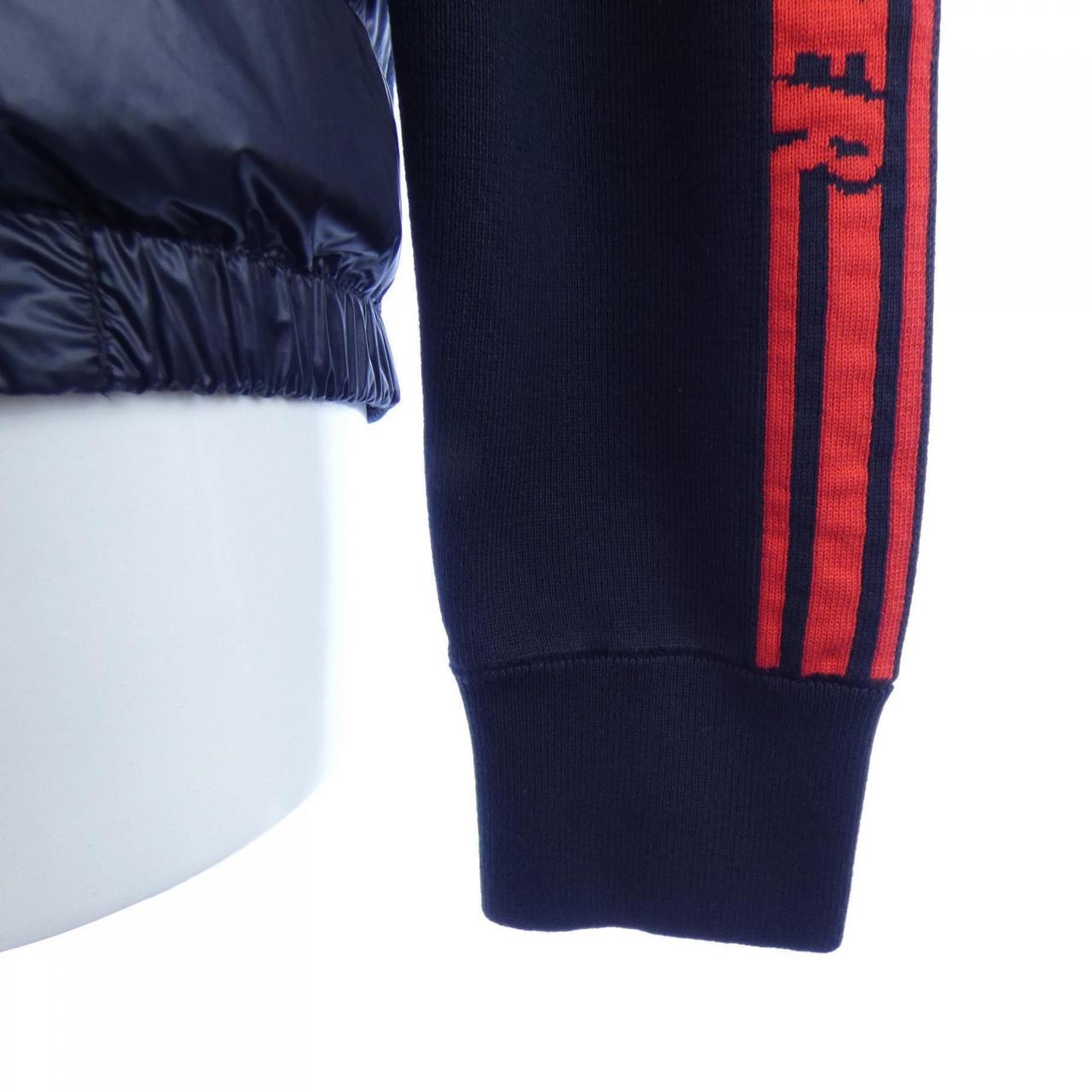 MONCLER MONCLER 10919B50000 羽绒服