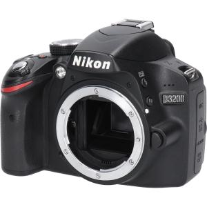Ｄ３２００