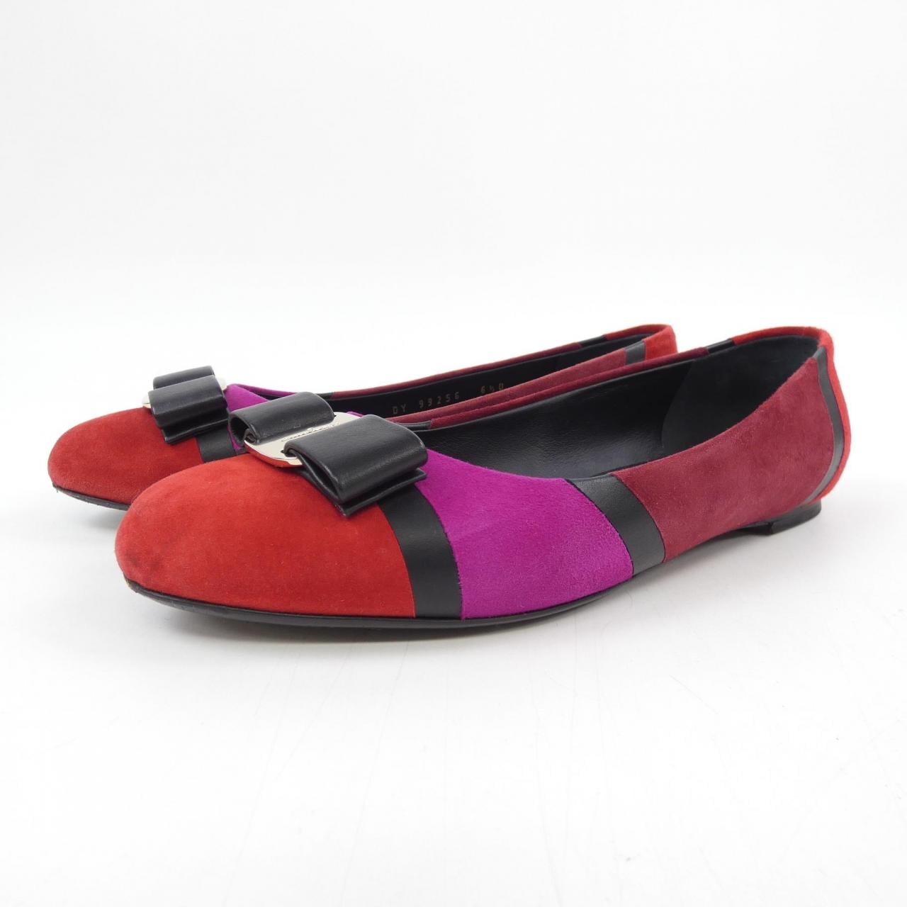 SALVATORE FERRAGAMO DY 99256 水泵