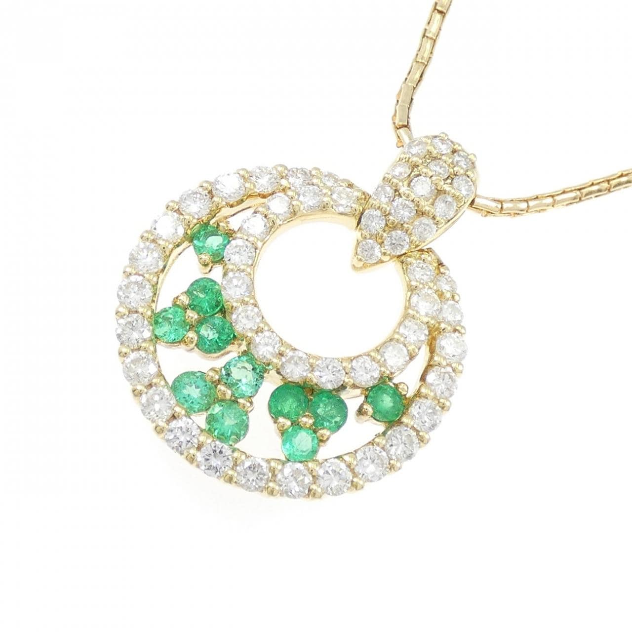 18K Yellow Gold Emerald Necklace 0.55CT