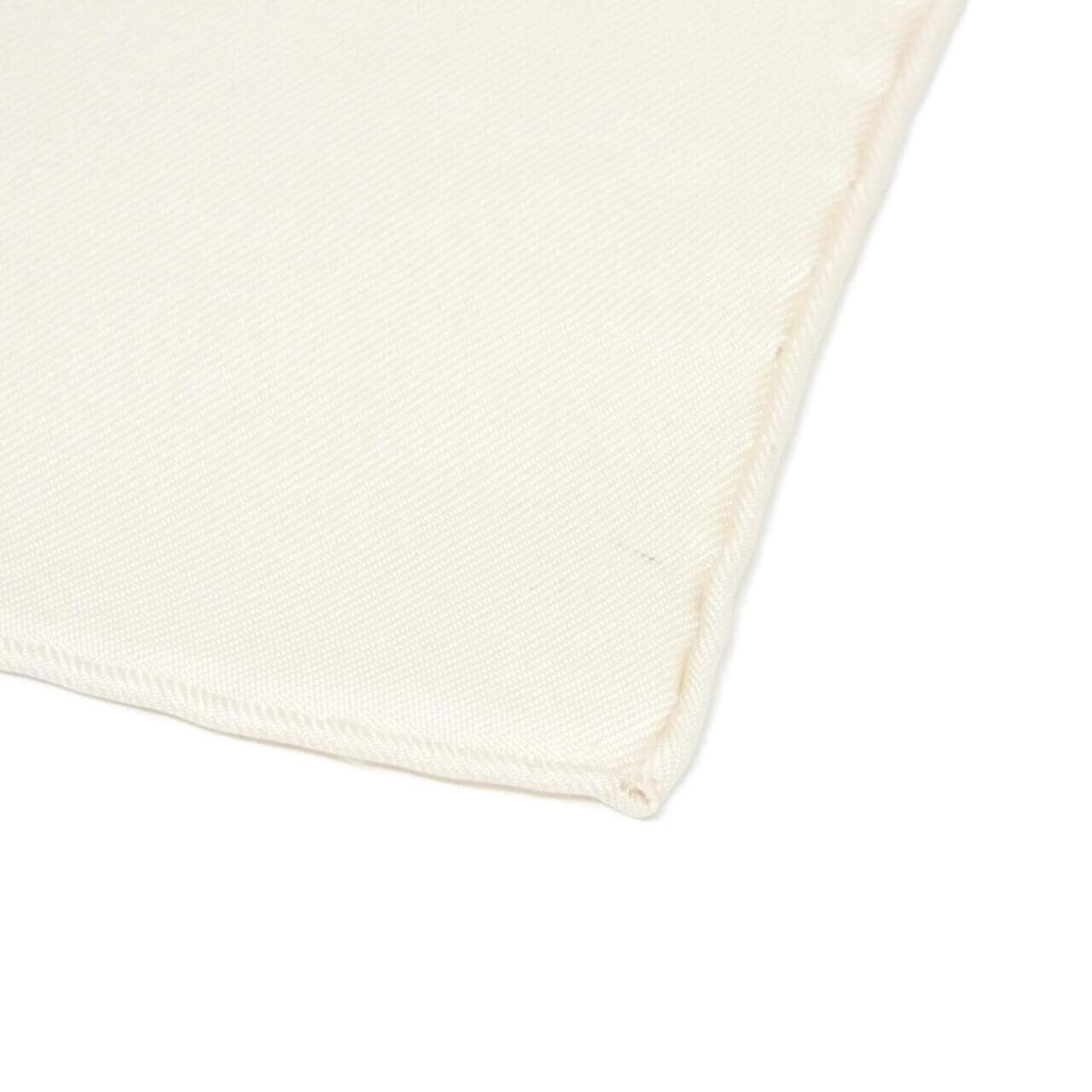 エルメス TERRES PRECIEUSES カレ スカーフ