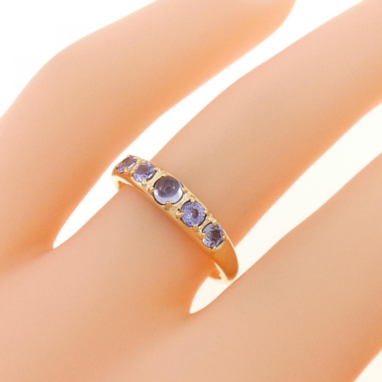 4゜C タンザナイト リング