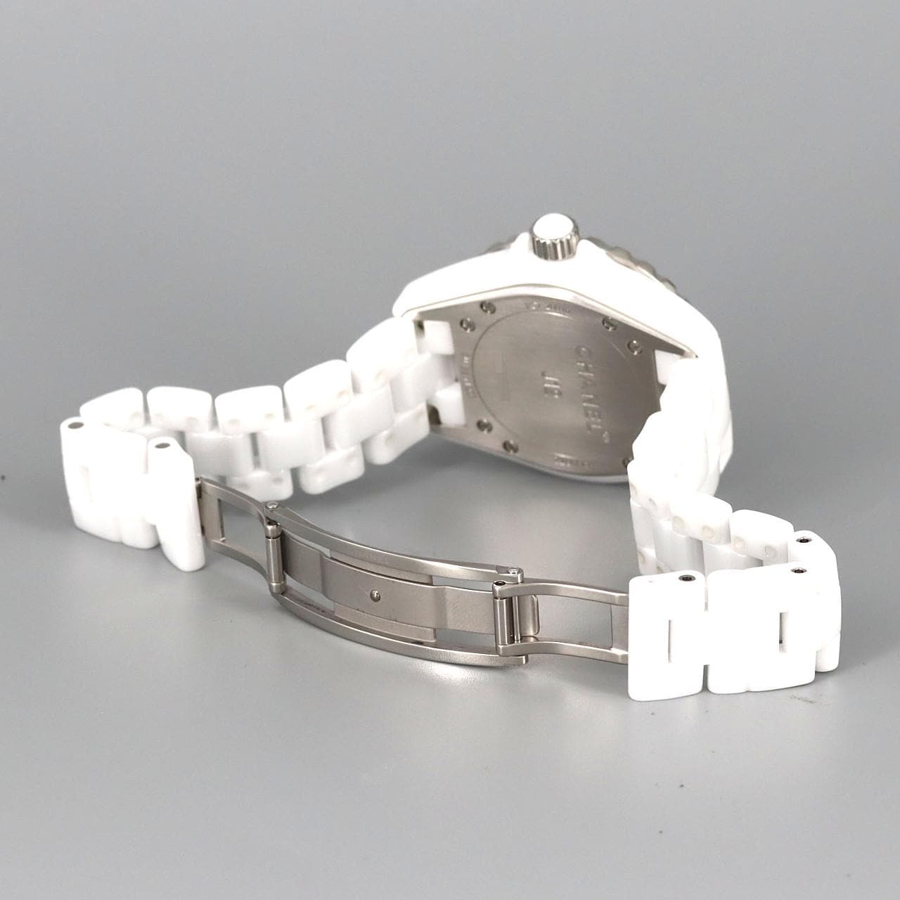 シャネル J12 33mmセラミック･8P H2422 セラミック クォーツ