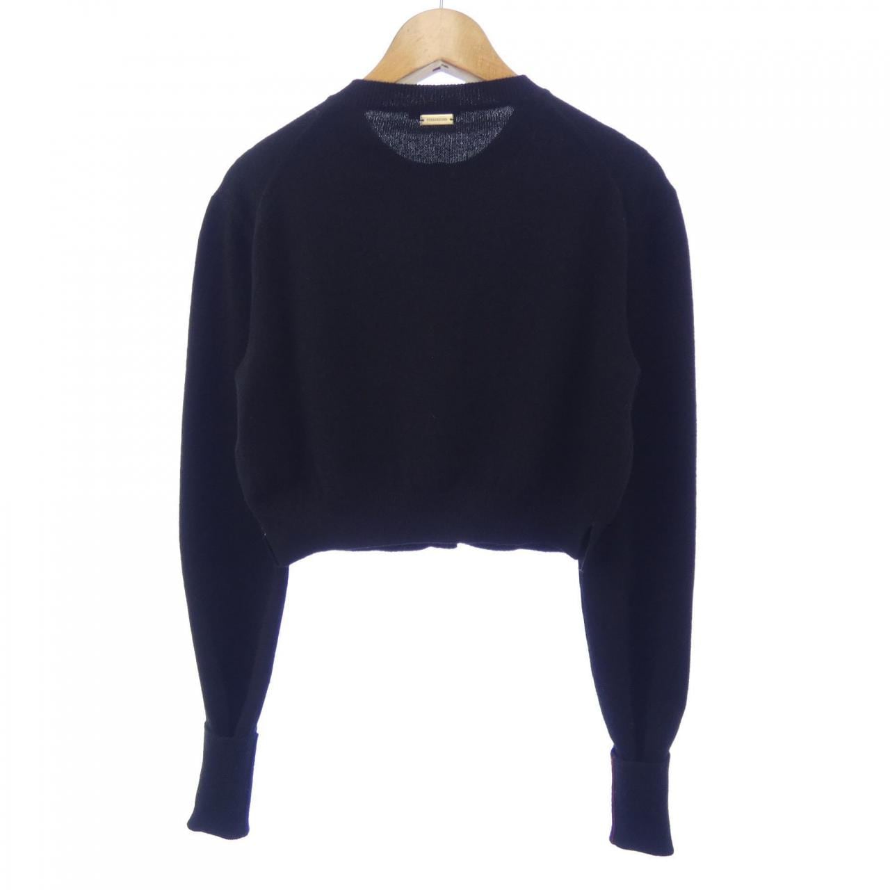 フェラガモ FERRAGAMO カーディガン