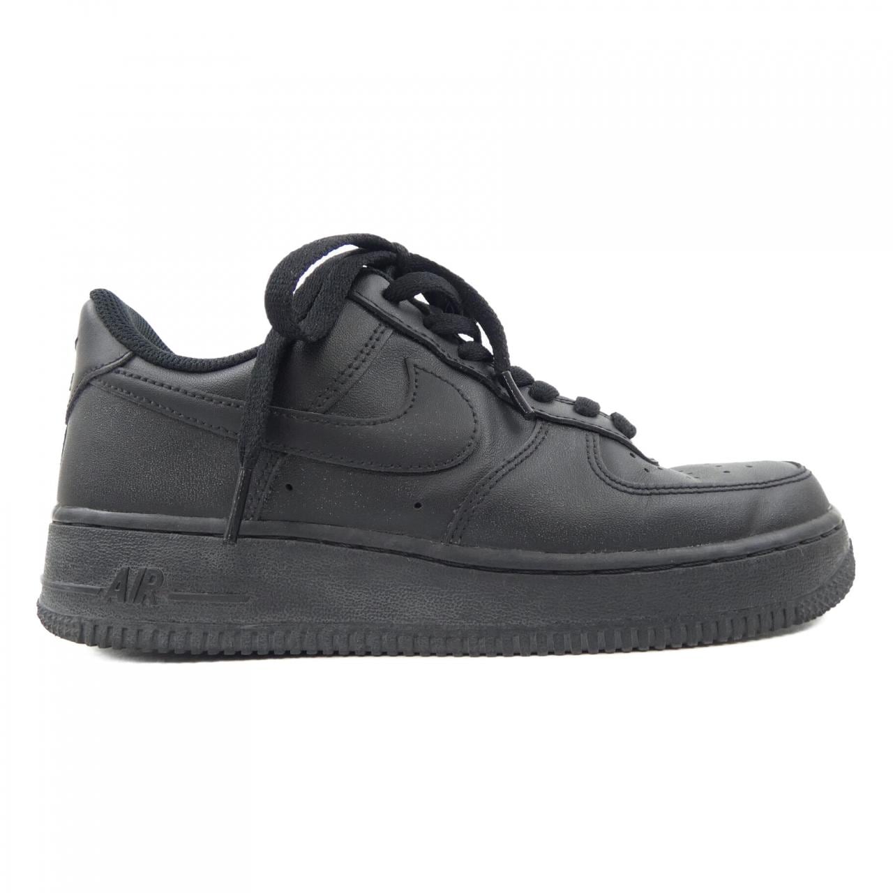 ナイキ NIKE スニーカー